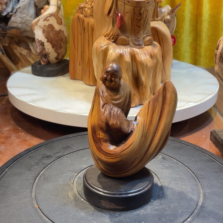 柏木（崖柏）崖柏   弥勒