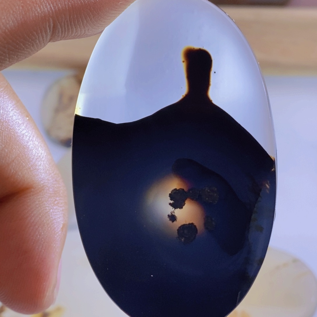 玛瑙/玉髓颈饰未镶嵌