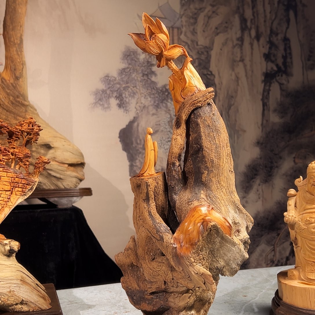 柏木（崖柏）一花一世界