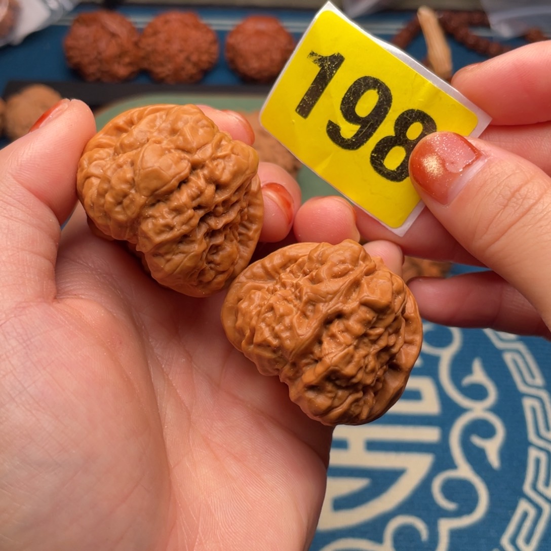 文玩核桃吊坠41蛤蟆头198号