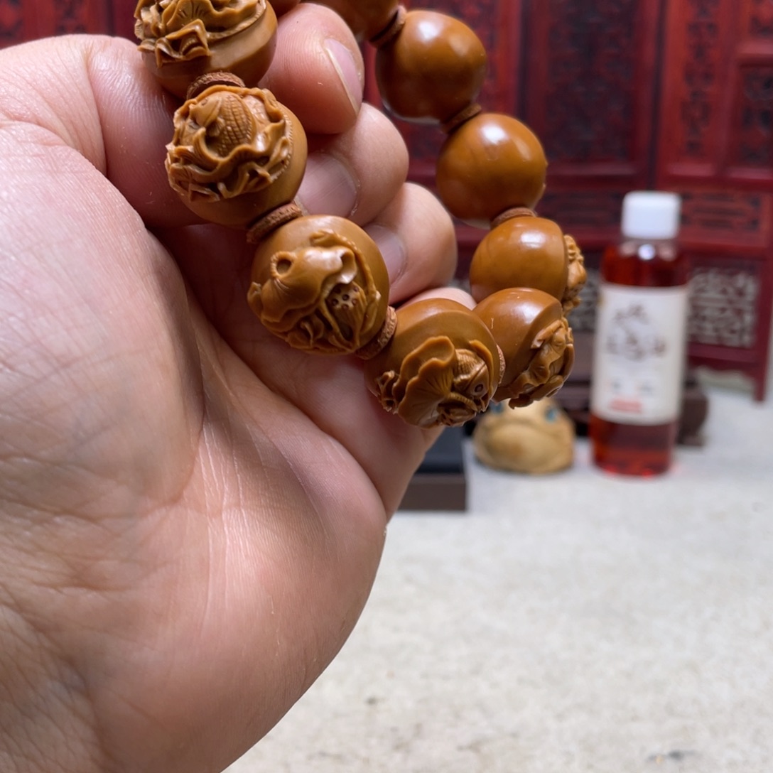 橄榄核吊坠橄榄核雕