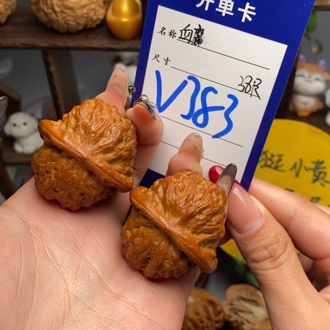 吊坠文玩核桃血麒麟