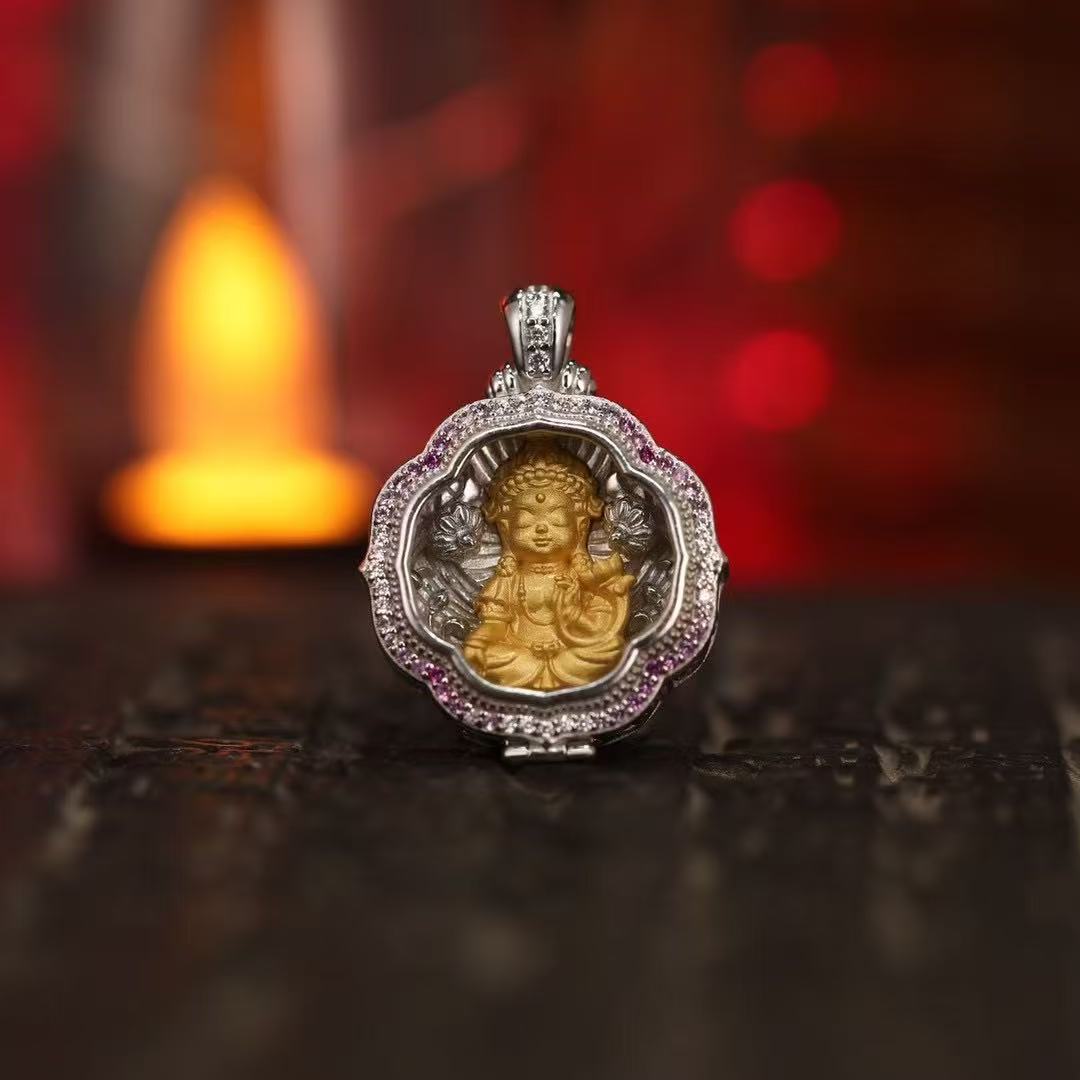 托帕石（处理）藏式925纯银绿度母贝母吊坠