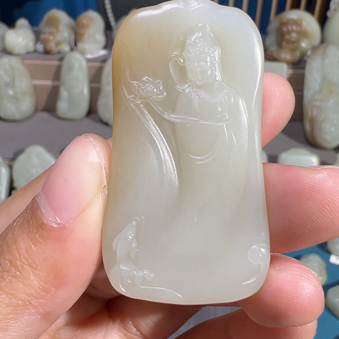 A***A和田玉（糖玉）未镶嵌颈饰