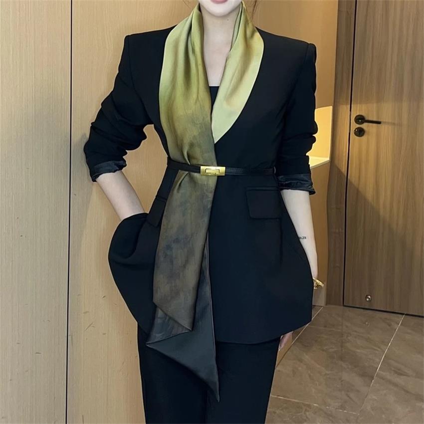 2025春季时尚设计感修身显瘦长袖西装外套S2838-1