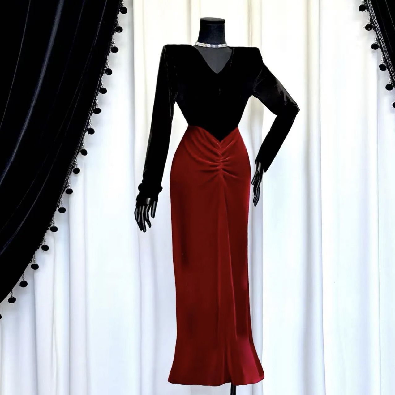 2025新款金丝绒法式优雅红黑拼接撞色连衣裙