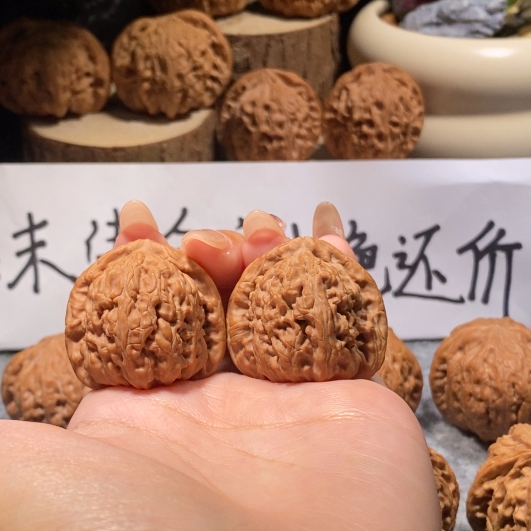 核桃把件全品34三角白