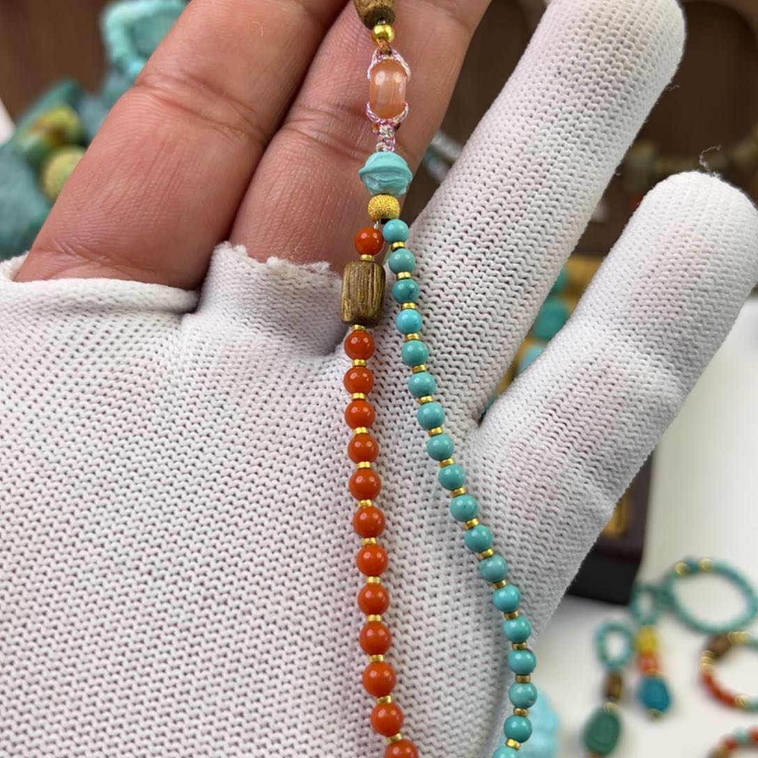 绿松石配饰未镶嵌