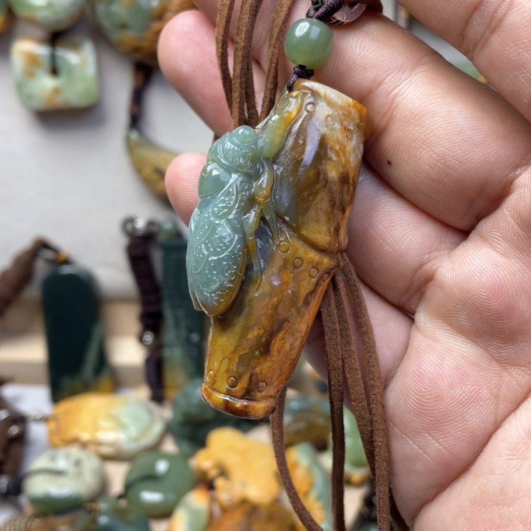 岫岩河磨玉（透闪石质玉）挂坠未镶嵌行***闲