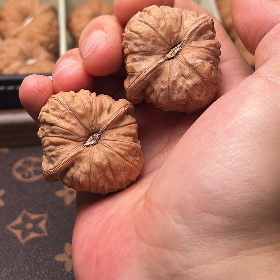 十***梦吊坠文玩核桃1000十万