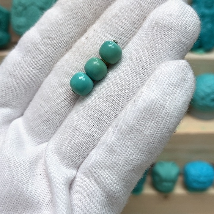 绿松石珠宝未镶嵌