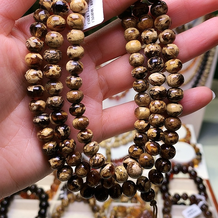 琥珀未镶嵌裸石抚顺琥珀8/白花HR178