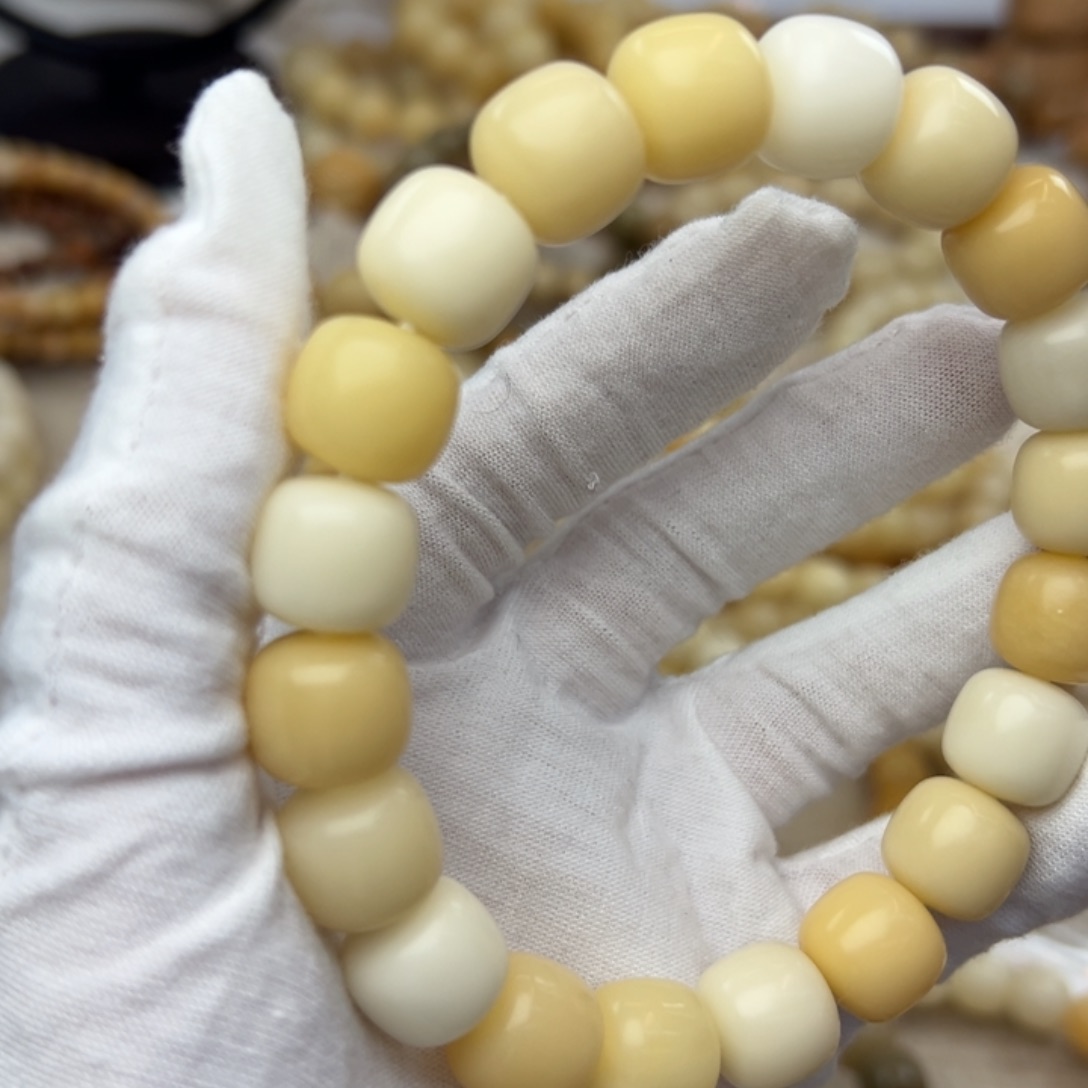 吊坠菩提根/象牙果瑕疵631