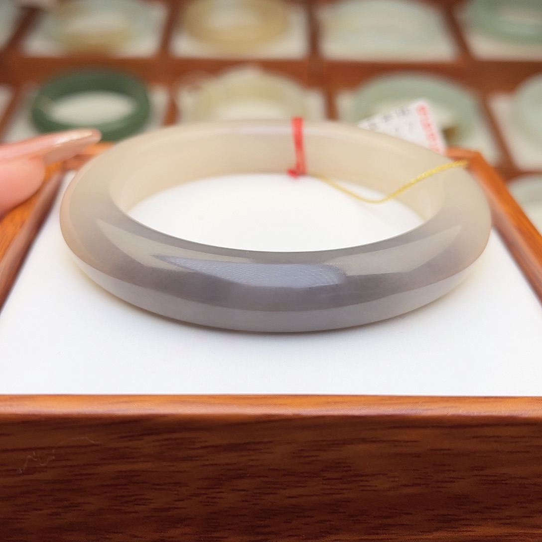 和田玉未镶嵌手镯57.3