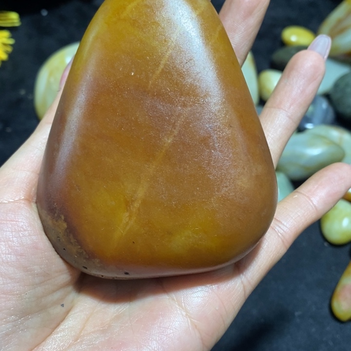 未镶嵌和田玉（糖玉）挂件青**空