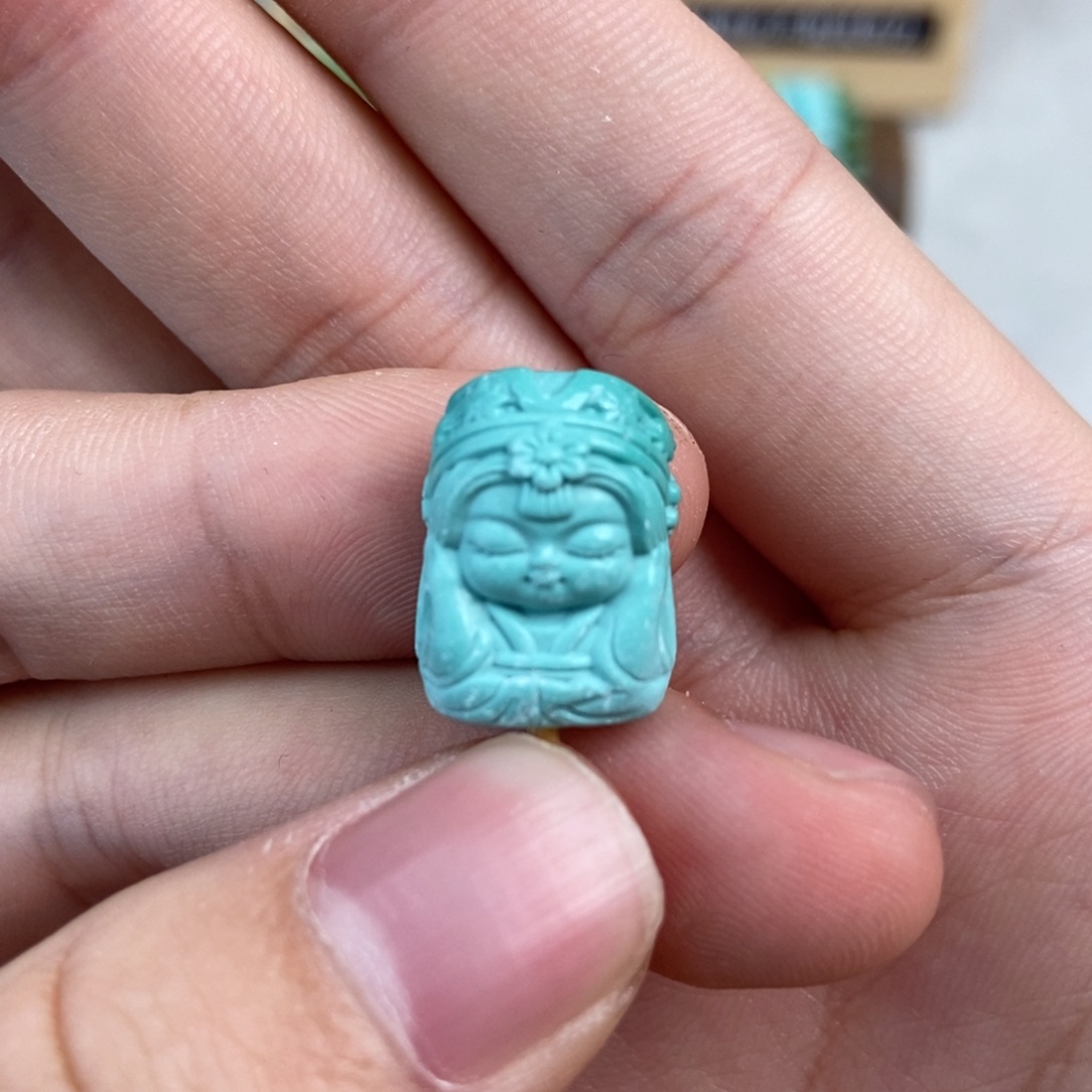 绿松石雕刻未镶嵌