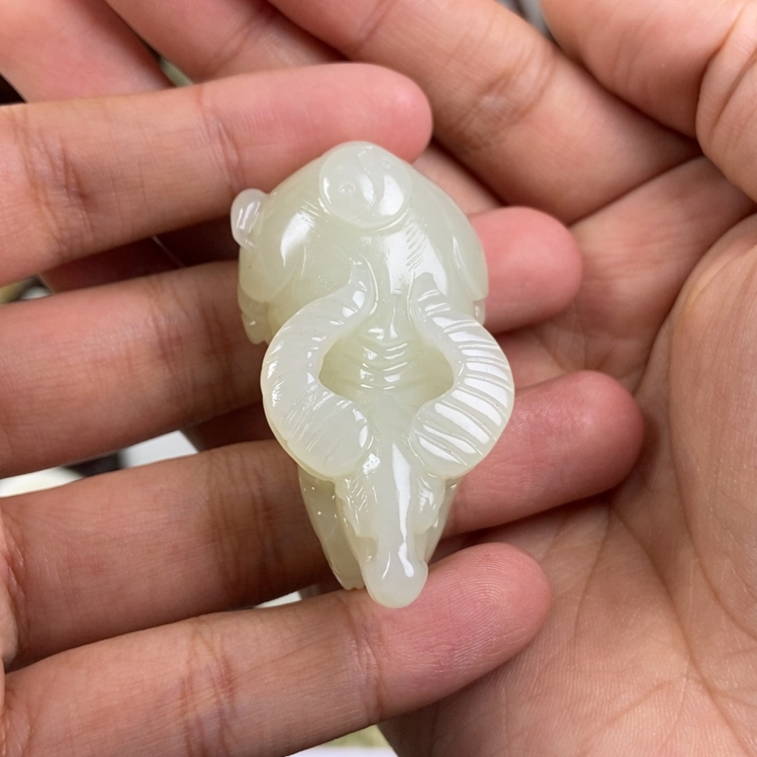 和田玉把件未镶嵌