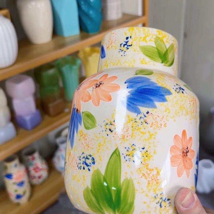 好看的小花瓶好看的小花瓶