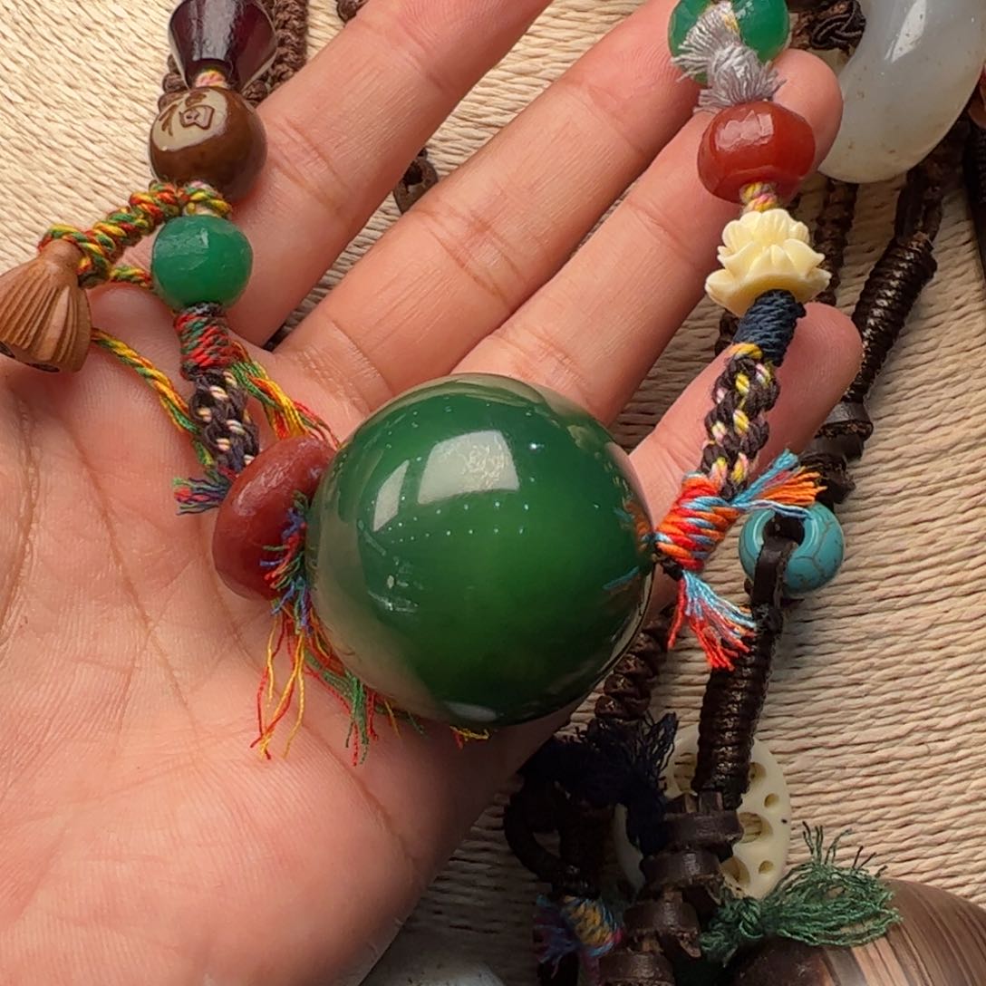 玛瑙/玉髓颈饰未镶嵌盆*