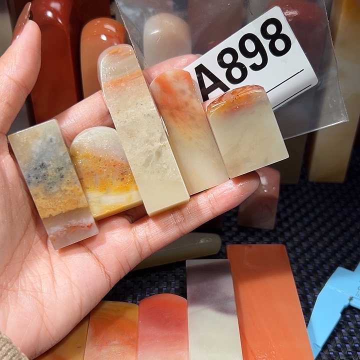 【闪购商品】寿山石印石春**暖老挝石