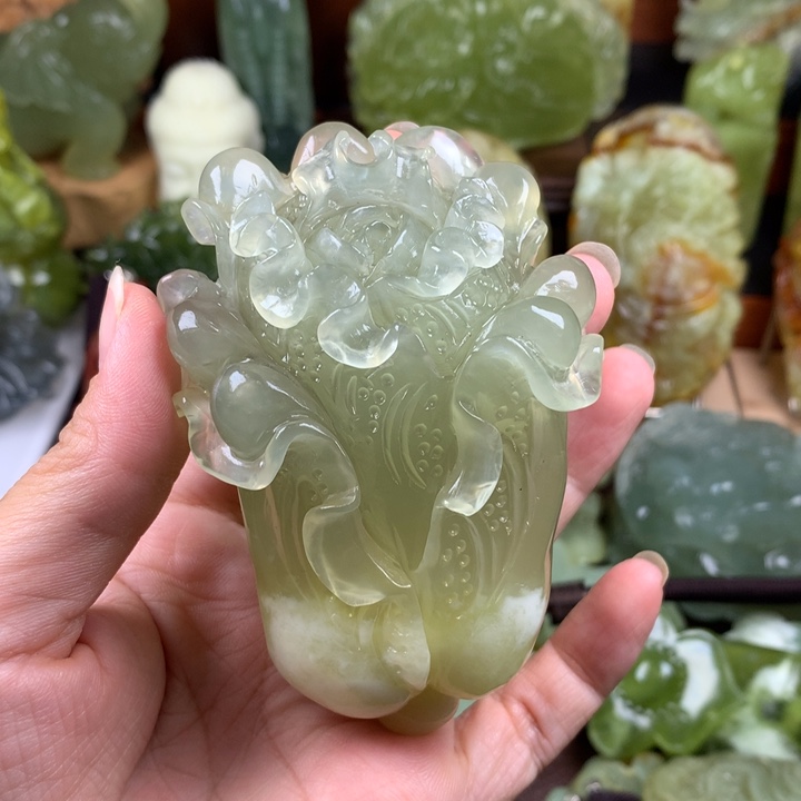 未镶嵌岫玉手把件