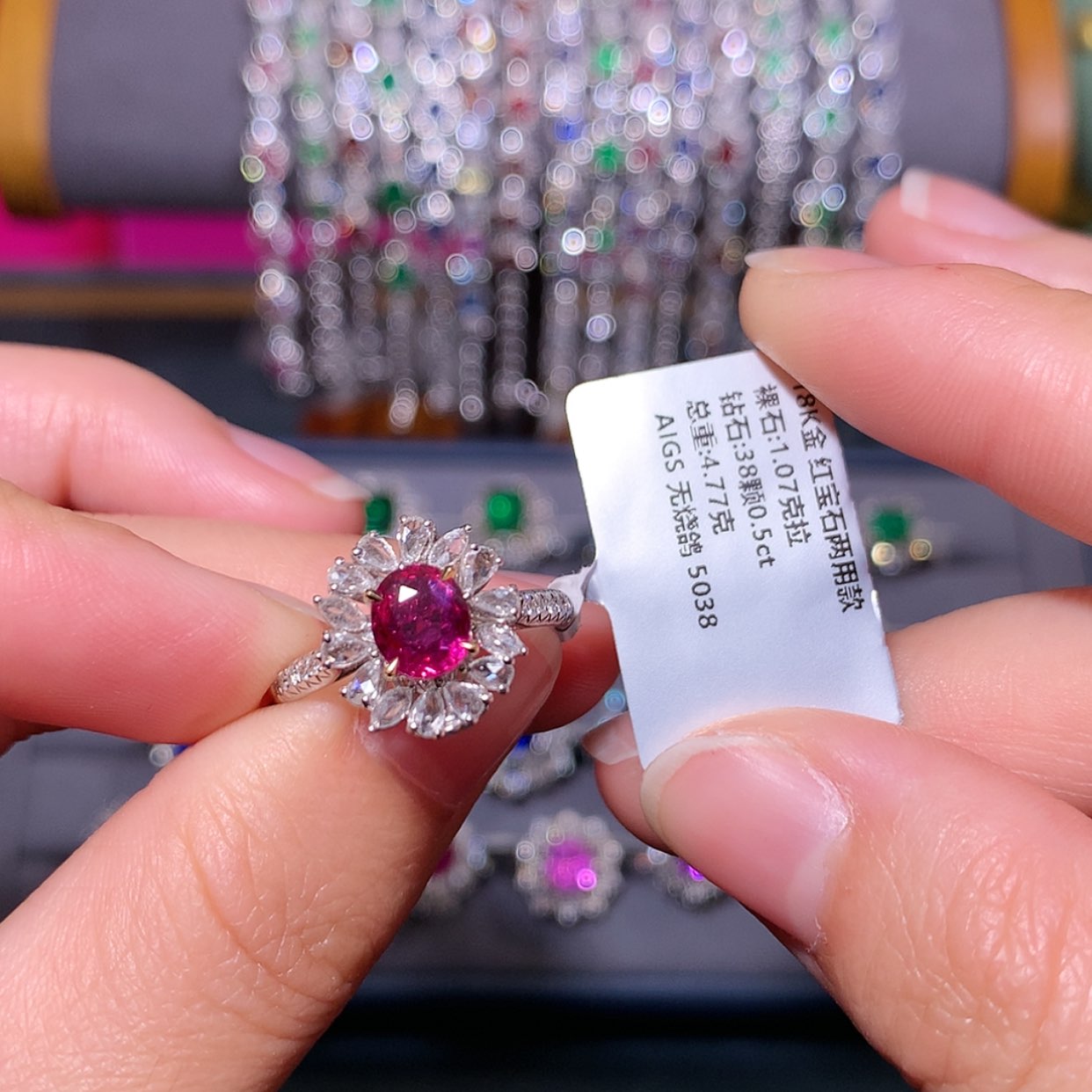 【闪购商品】红宝石戒指18K金镶嵌