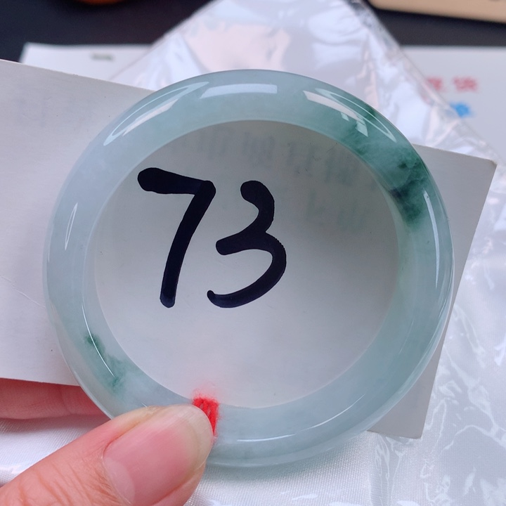 翡翠手镯未镶嵌正