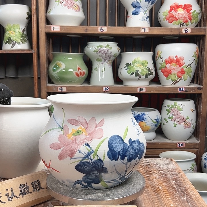 摆件钱袋子青花荷花 新款陶瓷大