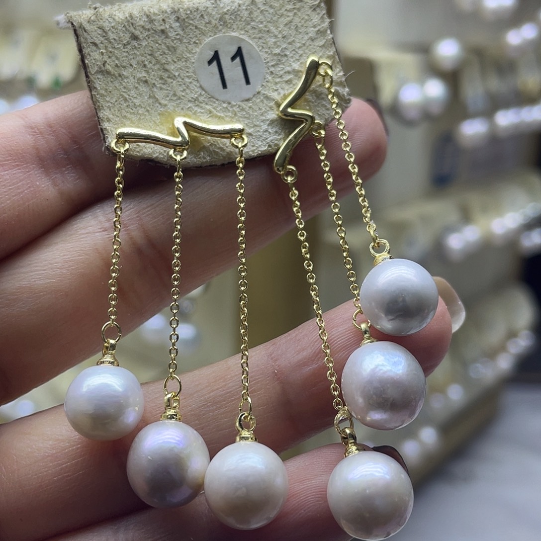 淡水珍珠银S925镶嵌耳饰