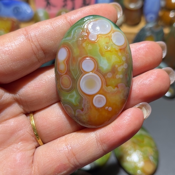 小***豆玛瑙/玉髓未镶嵌颈饰