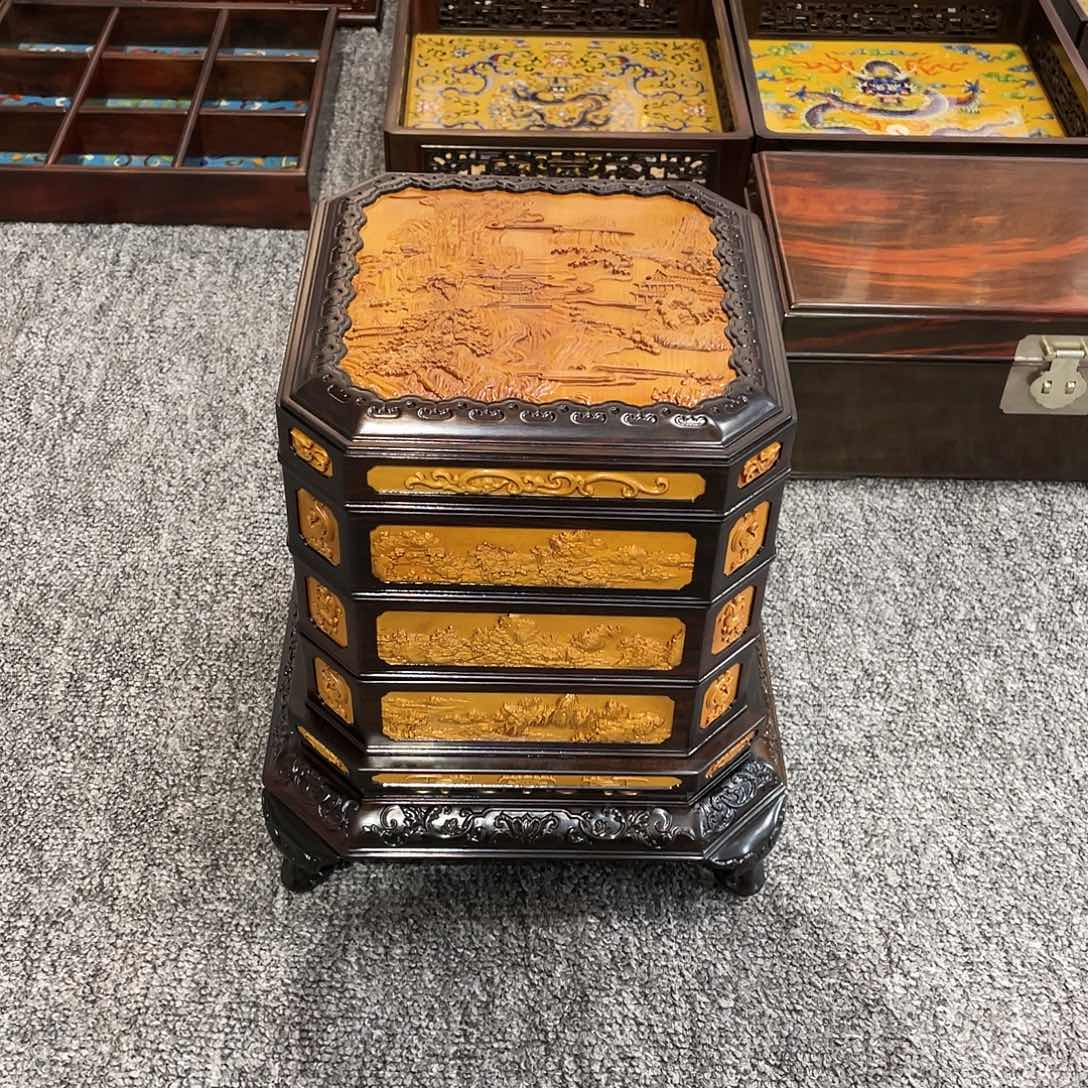 黑酸枝木类成套家具