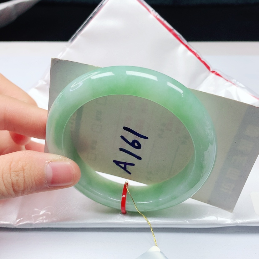 【闪购商品】翡翠手镯未镶嵌天然缅甸a货手镯53+