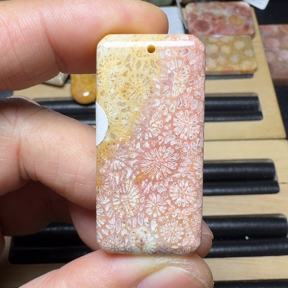 硅化玉纯天然色有机玉石未镶嵌