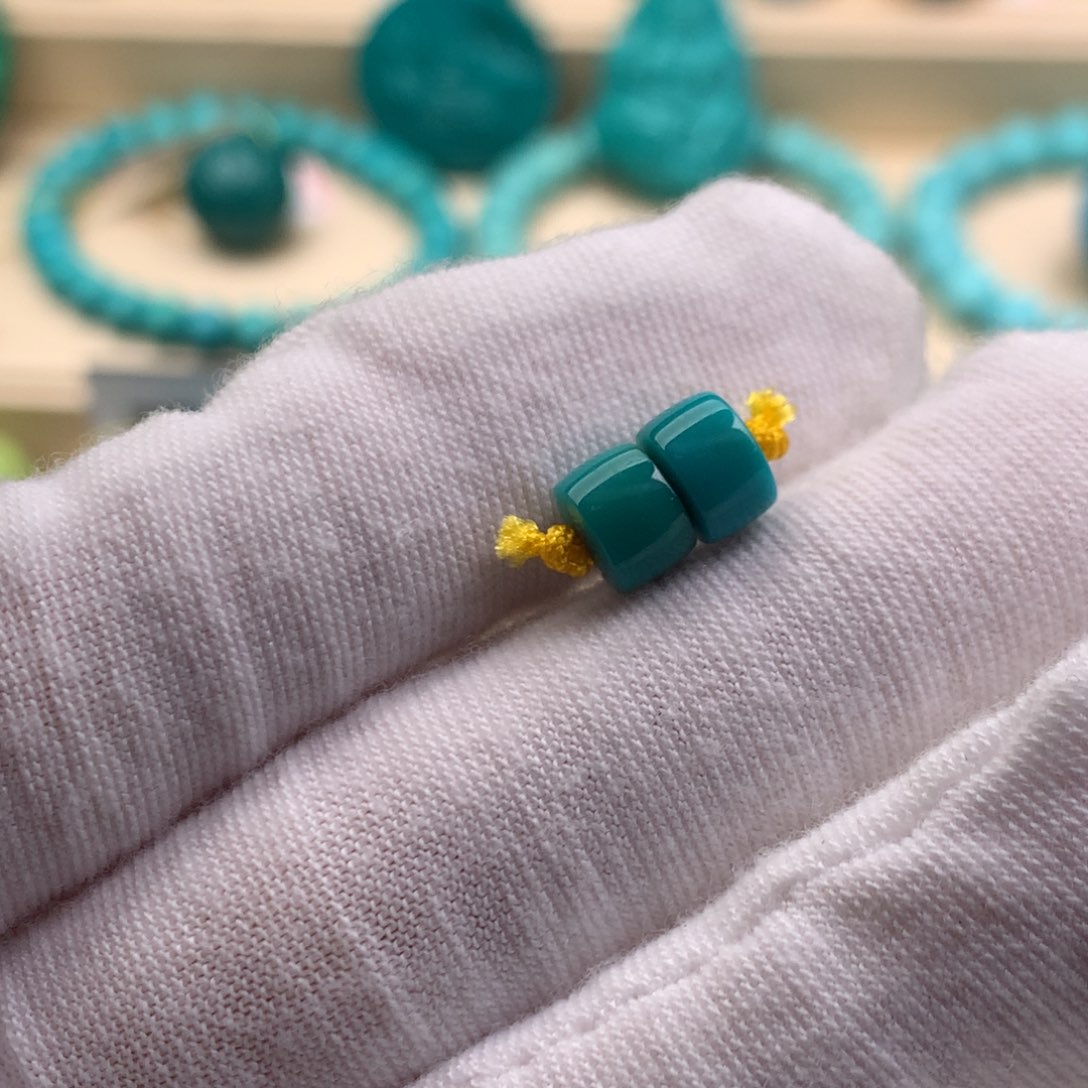 未镶嵌绿松石珠宝奇石