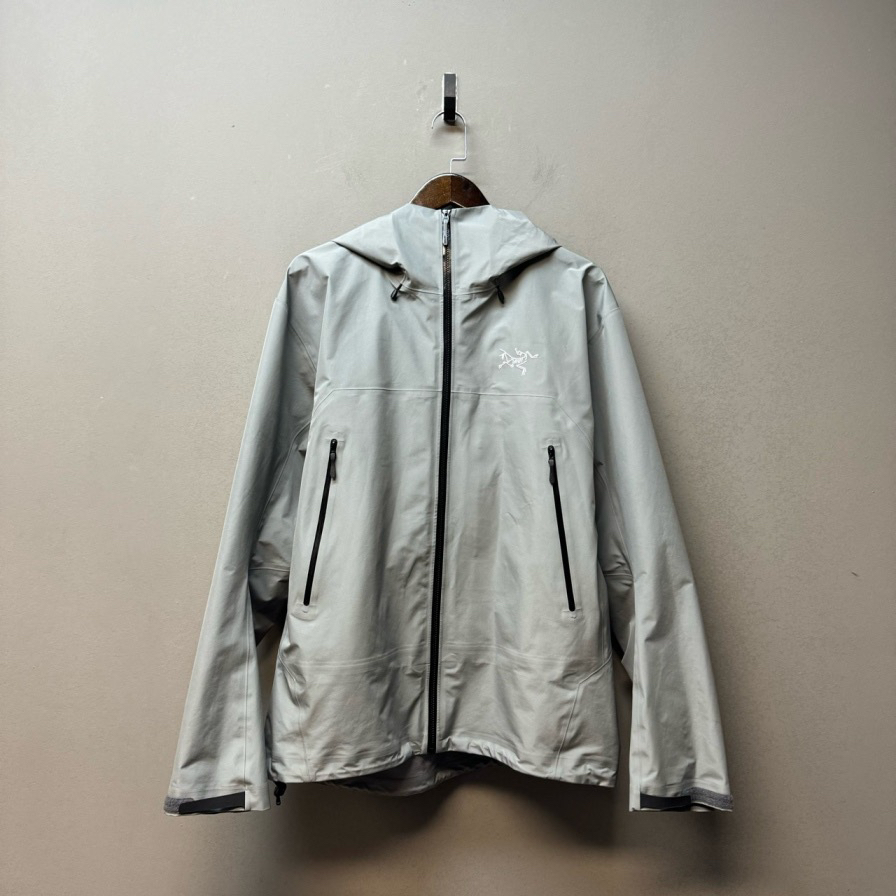 Arcteryx 始祖鸟/08761/Beta Lightweight 冲锋衣 空间灰L 好成色