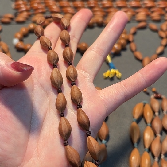 独***酌0.8小金瓜子手持17粒款