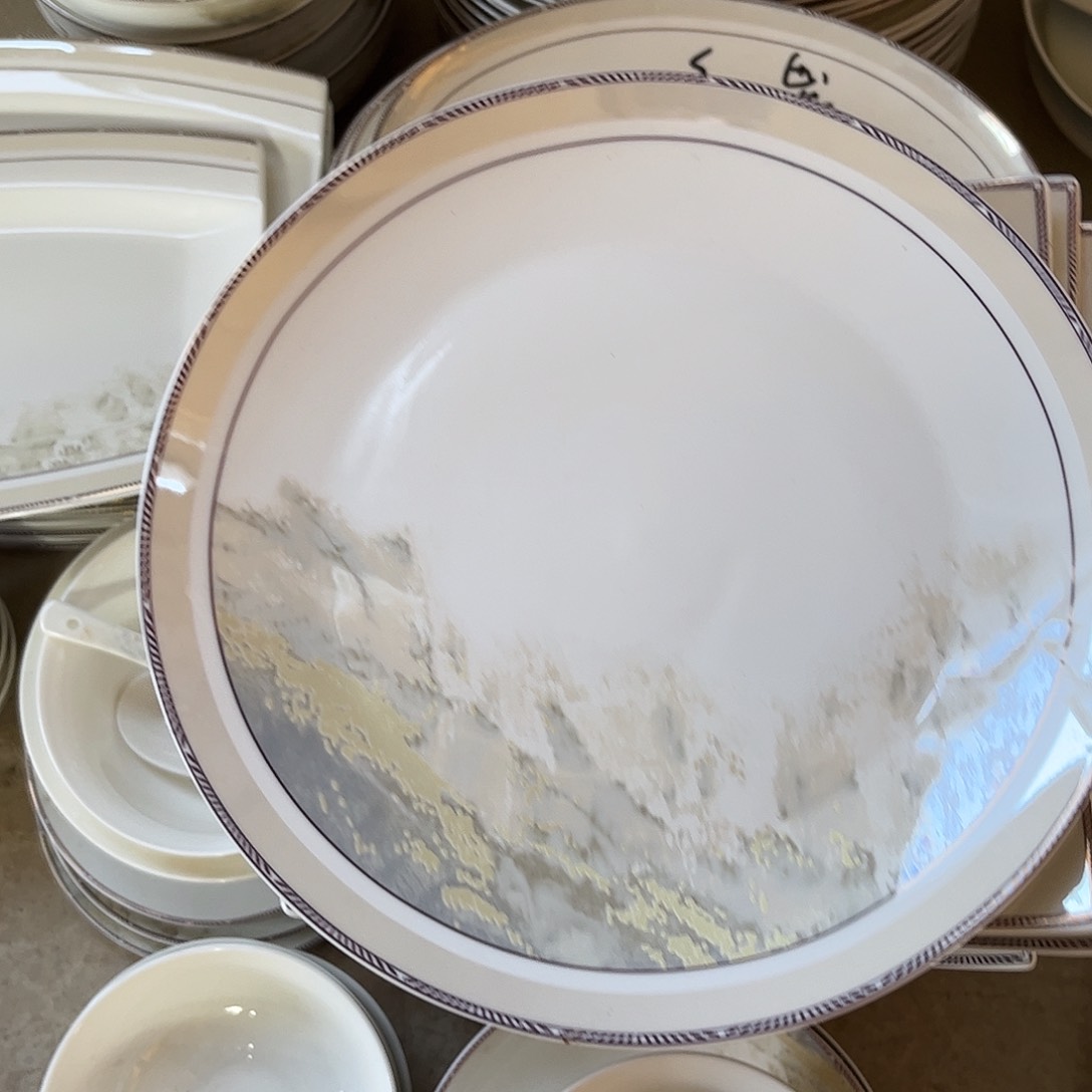 瓷片海岸十寸大盘两个微瑕