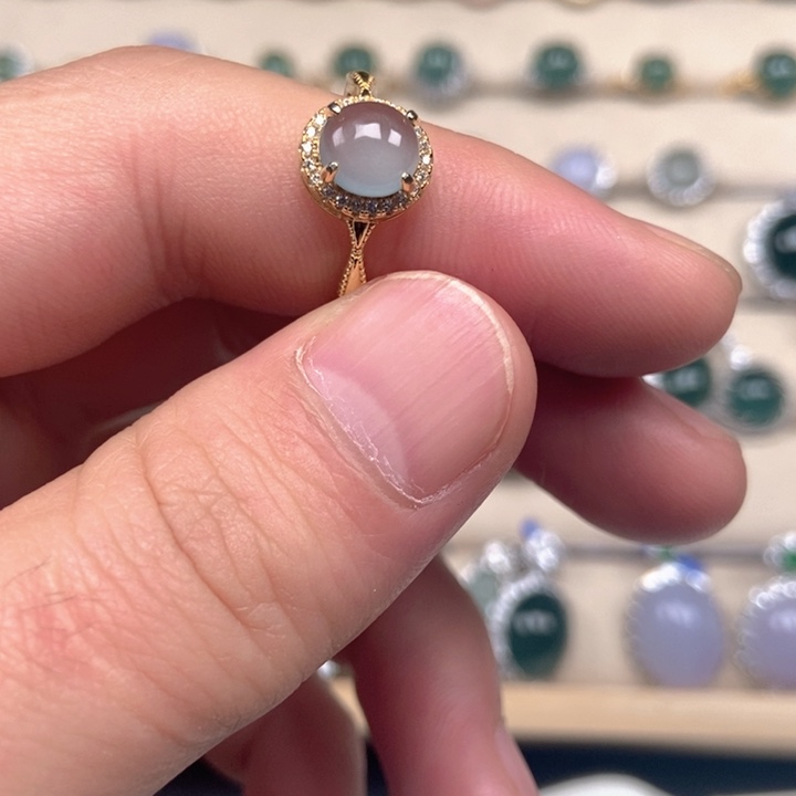 翡翠未镶嵌戒指戒指