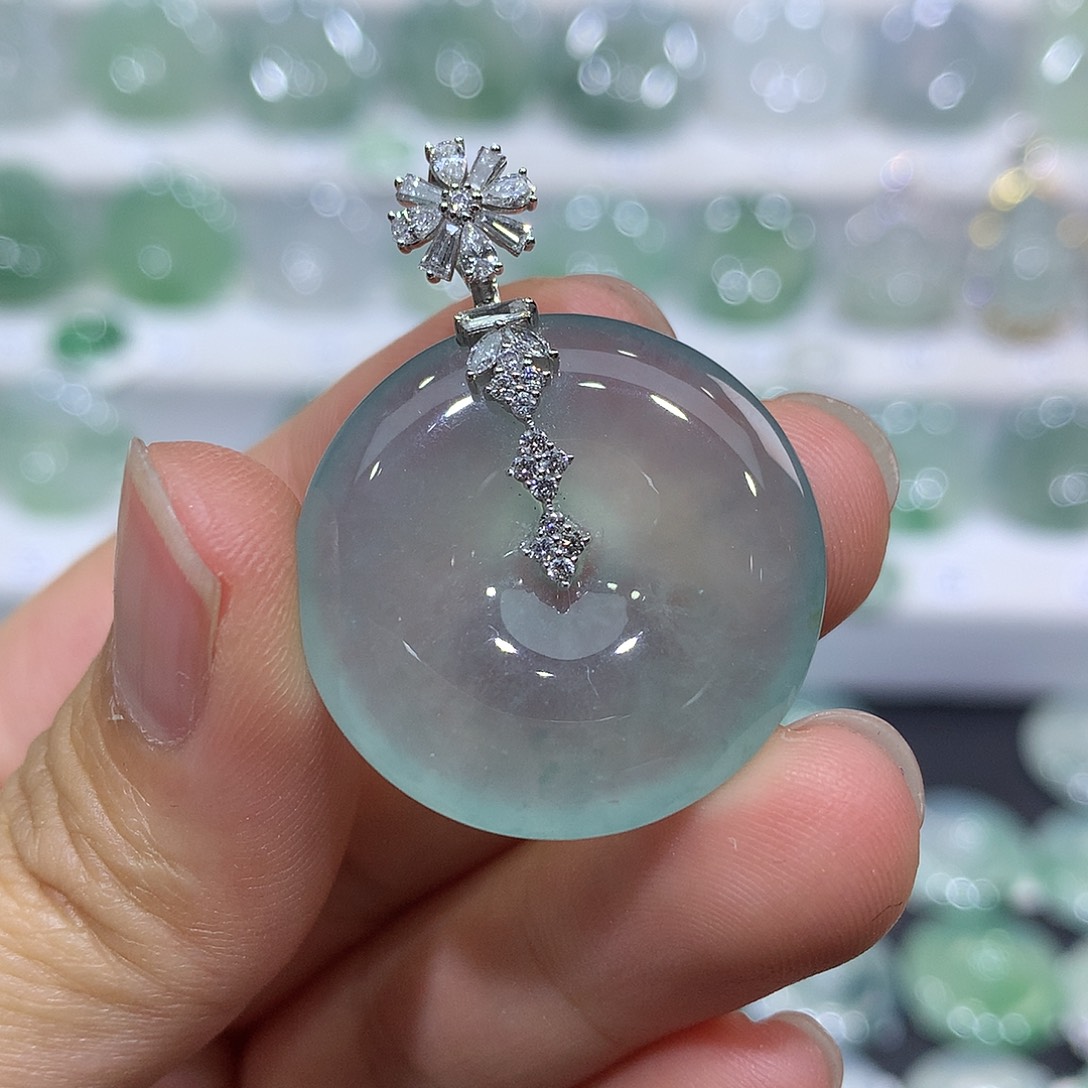 翡翠未镶嵌吊坠(不含链)