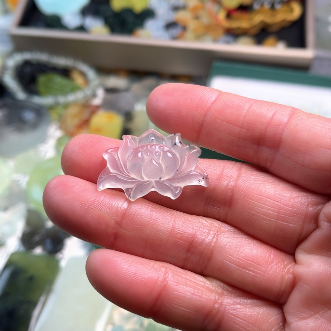 蛇纹石玉未镶嵌原石