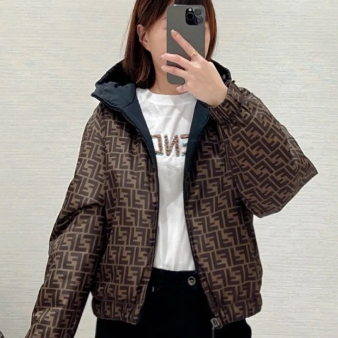 99新 FENDI/芬迪 D500919/老花满印双面穿连帽棉服/XS码芬迪上衣