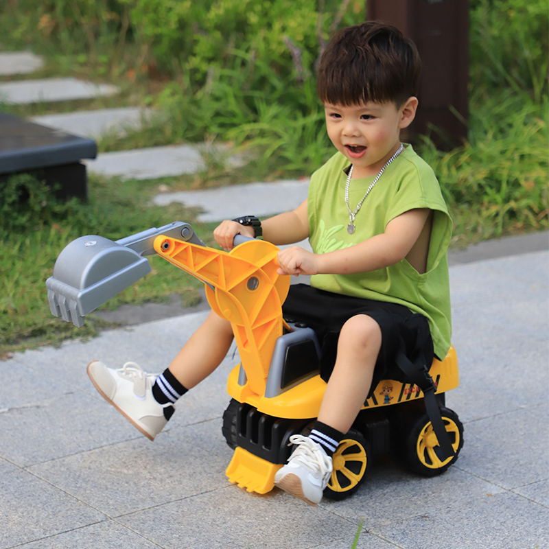 儿童挖掘机挖沙子挖土机带灯光音乐挖挖机滑行车
