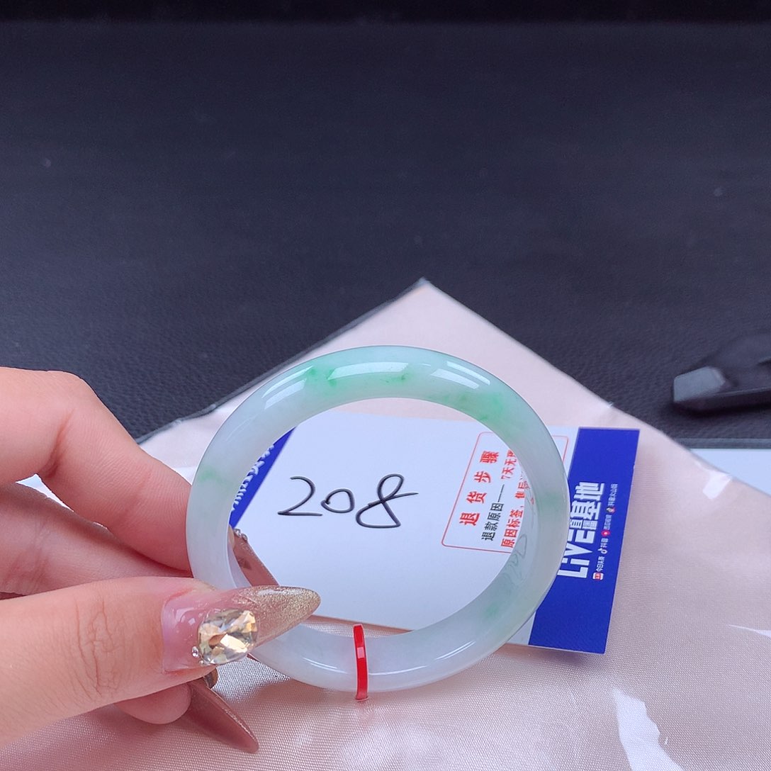 翡翠手镯未镶嵌手镯001858