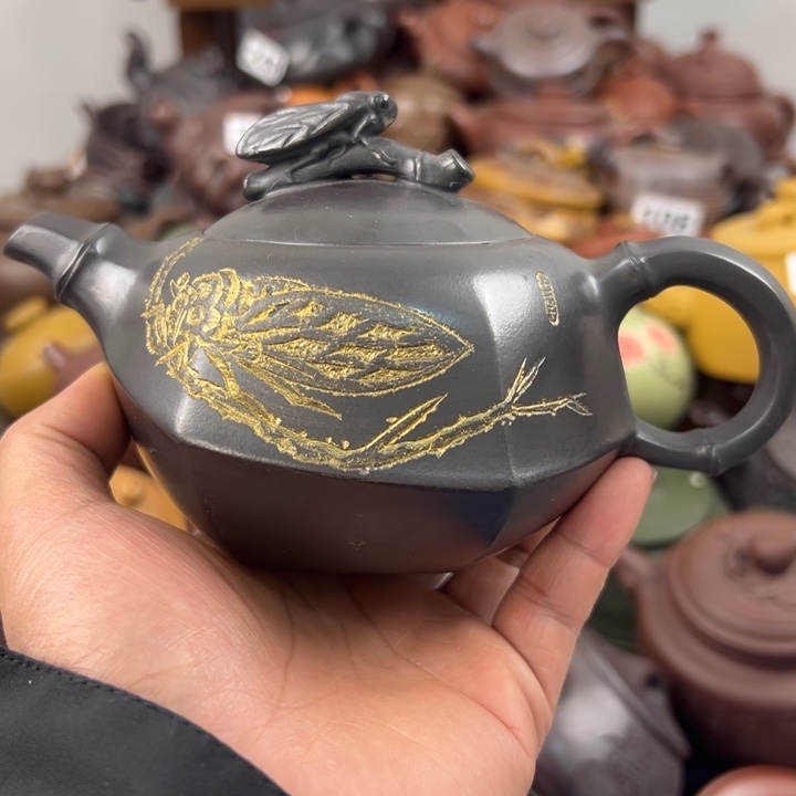 茶壶紫砂壶口磕钮裂