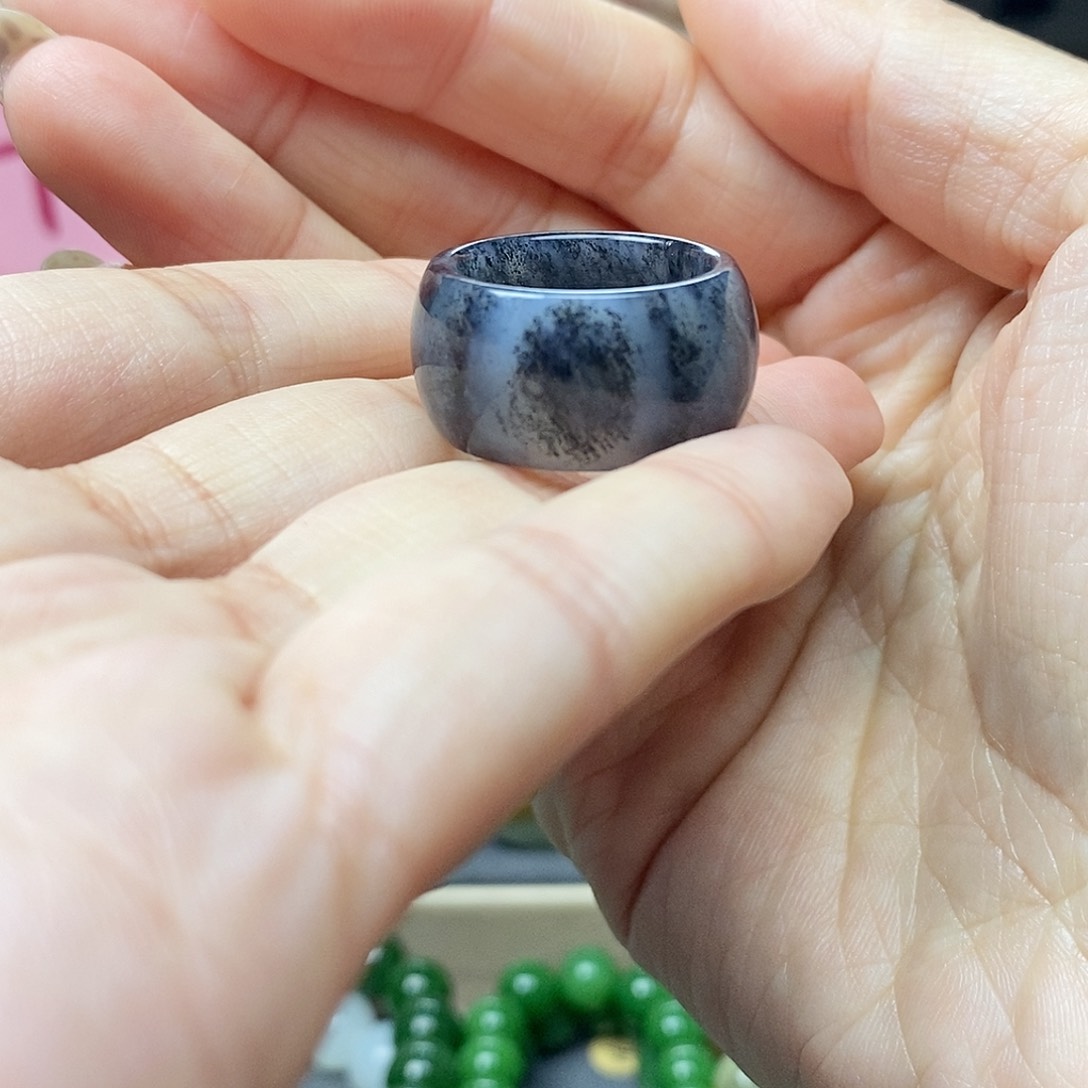 和田玉戒指未镶嵌