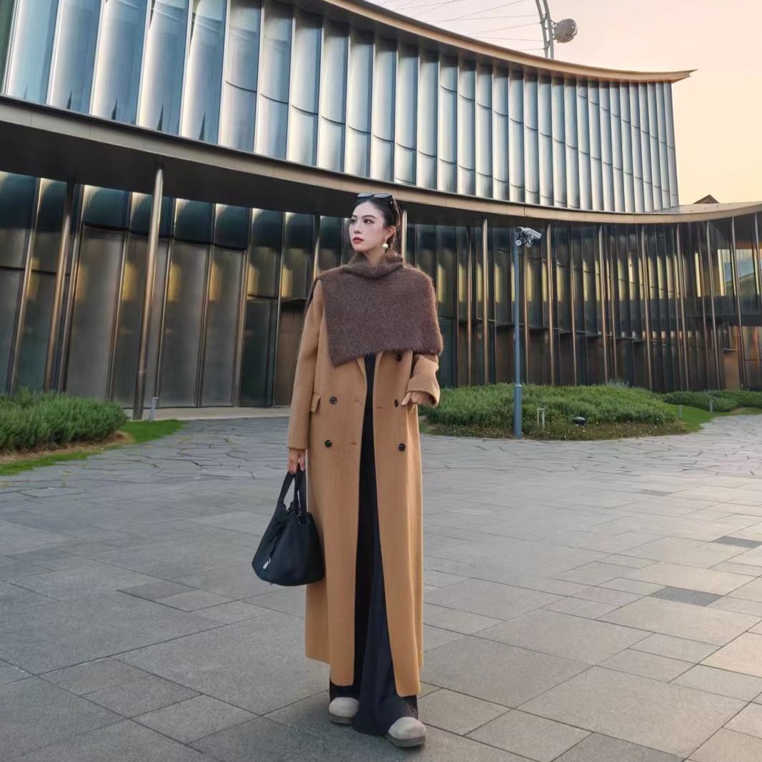 【女主角】超长款毛呢外套气质大气超模正肩羊毛大衣高领毛衫套装