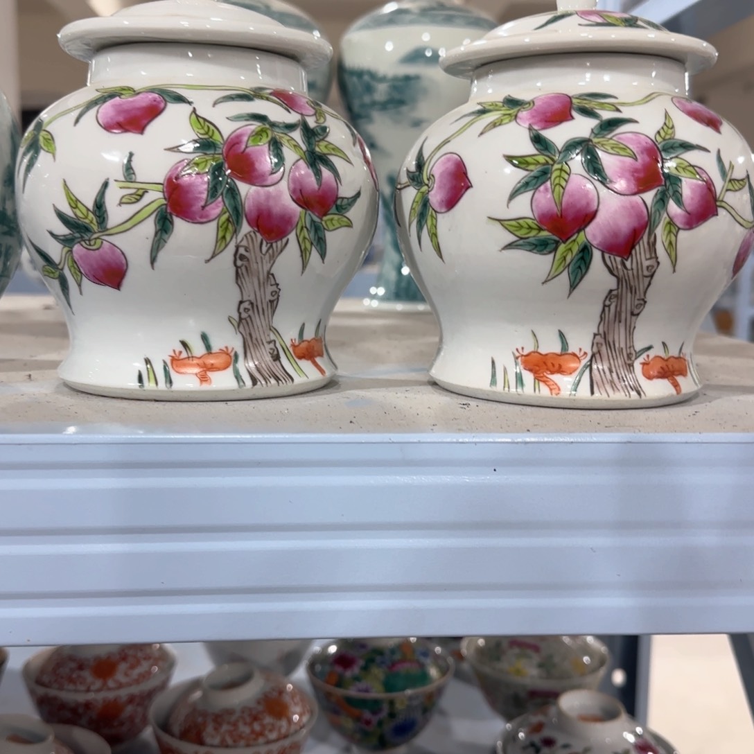 瓷片摆件手绘瓷器年底全部亏钱