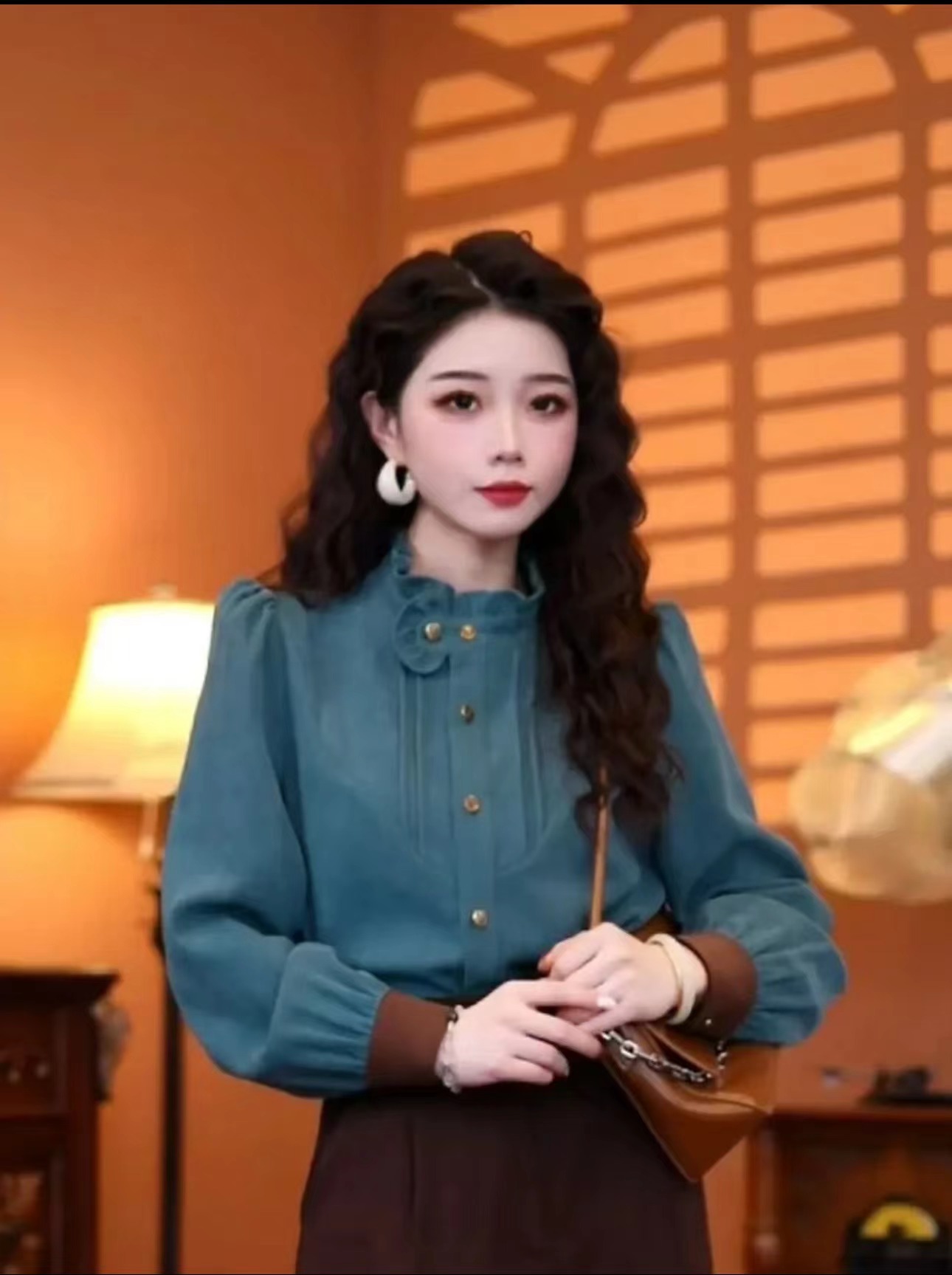 衬衫气质显瘦时尚法式复古秋冬女装常规款设计感立领小众510