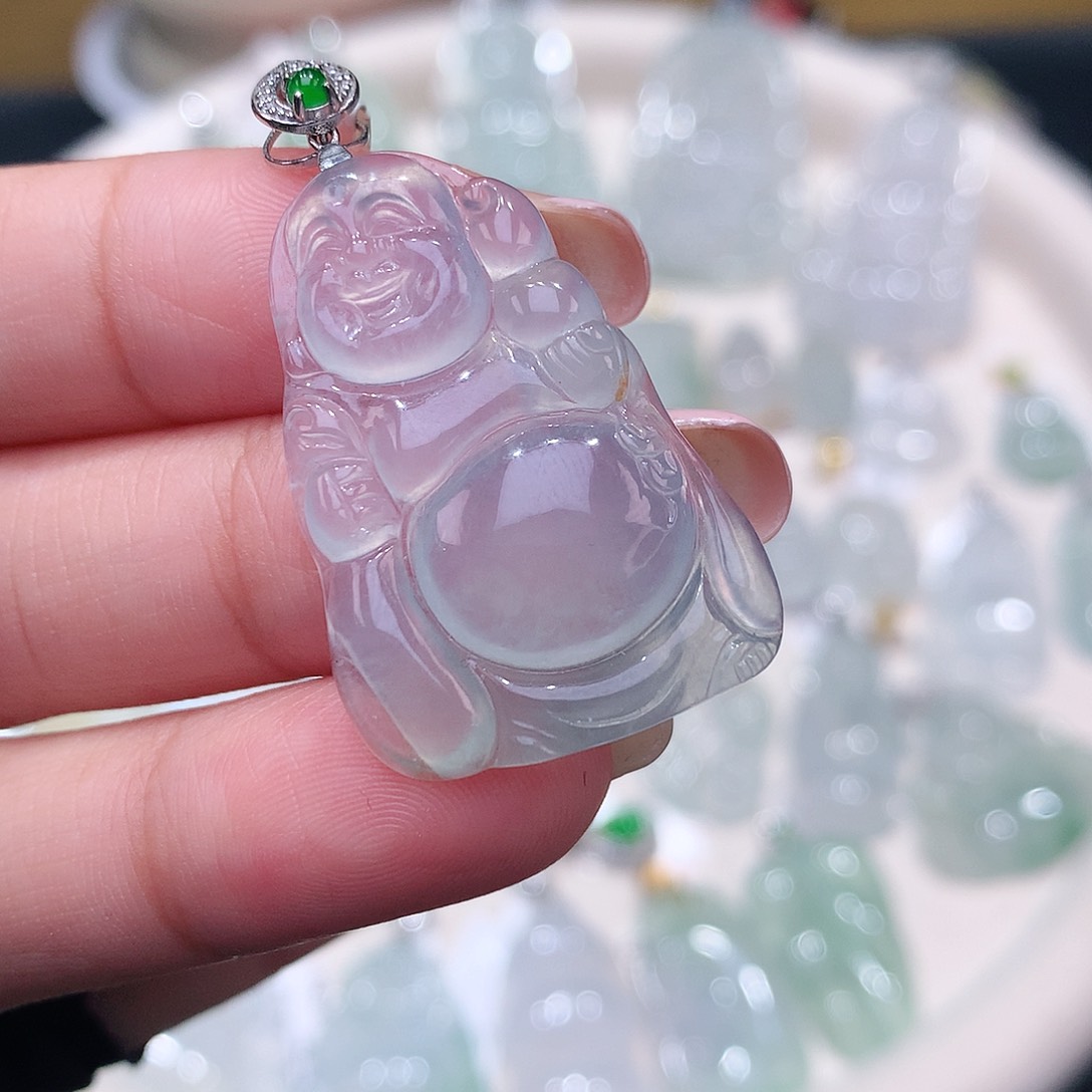 颈饰18K金镶嵌翡翠布袋佛