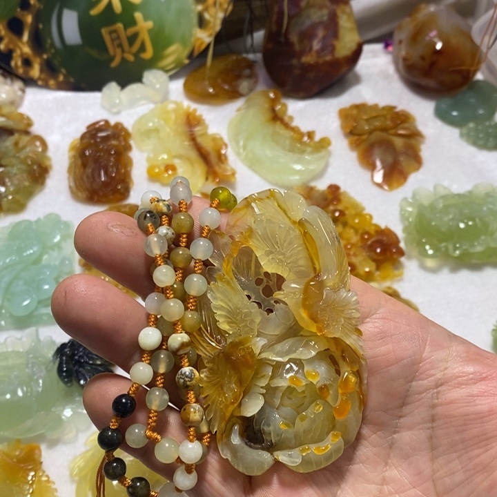 用***4蛇纹石玉未镶嵌颈饰